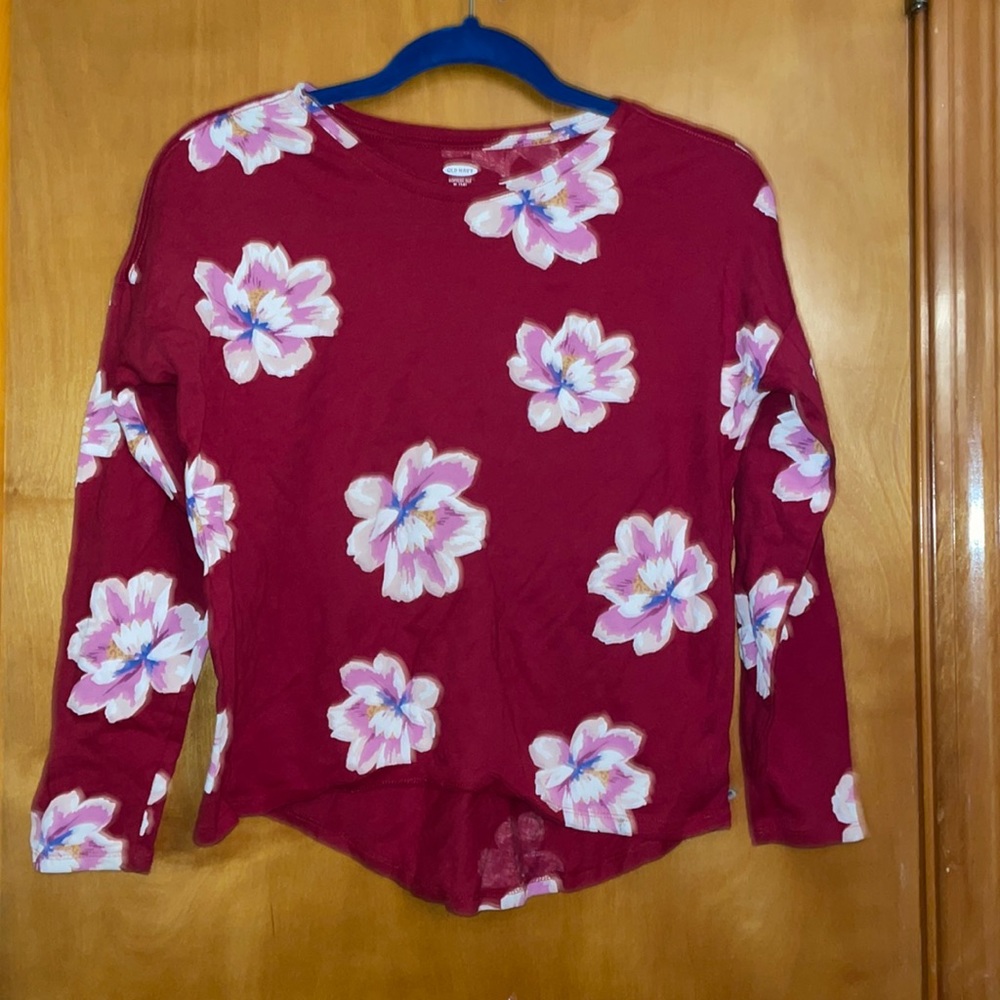 5 for $20 Old Navy long sleeve T